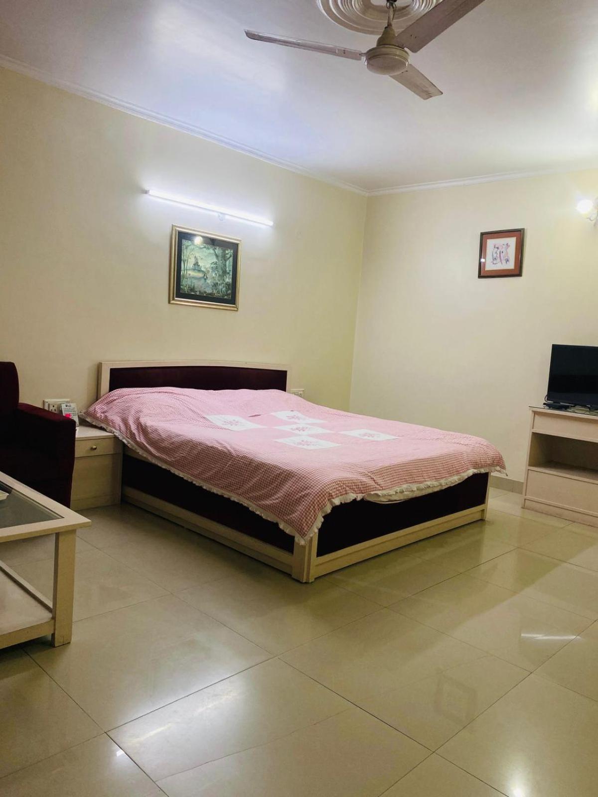 Hotel Mayur Deluxe 메루트 외부 사진