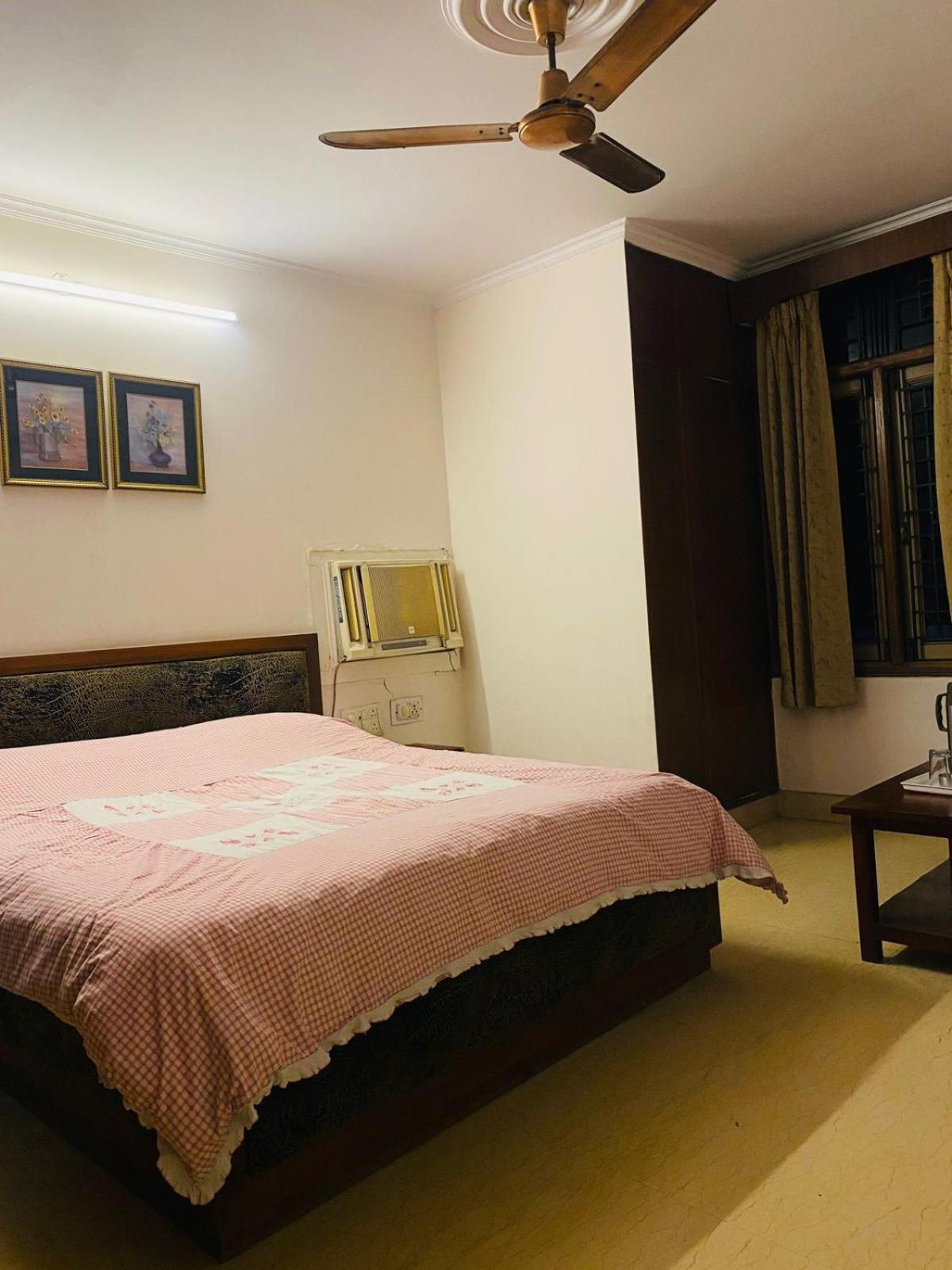 Hotel Mayur Deluxe 메루트 외부 사진