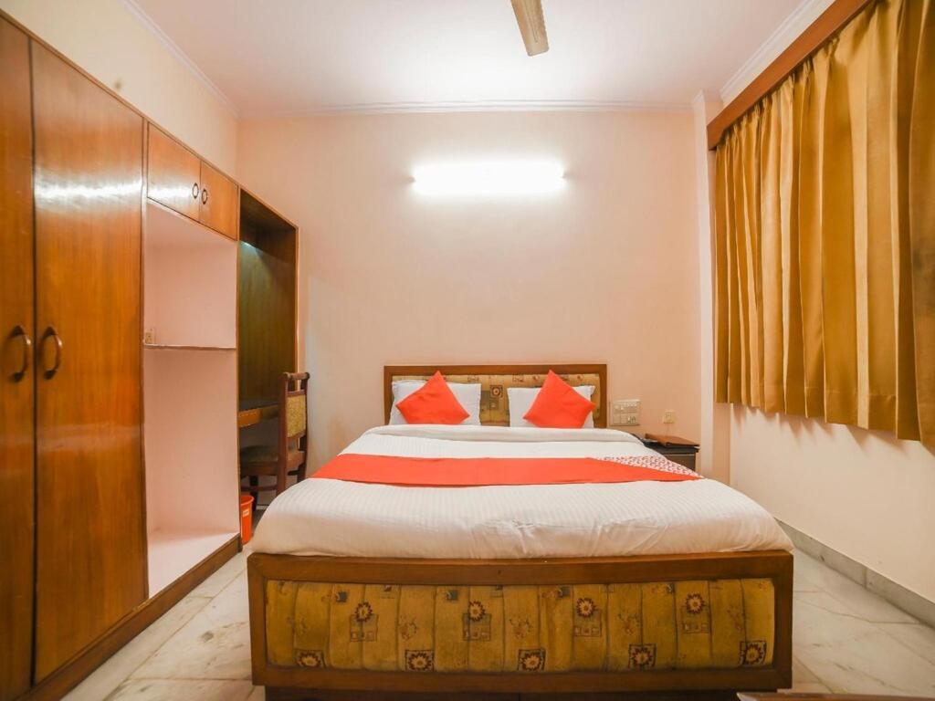 Hotel Mayur Deluxe 메루트 외부 사진